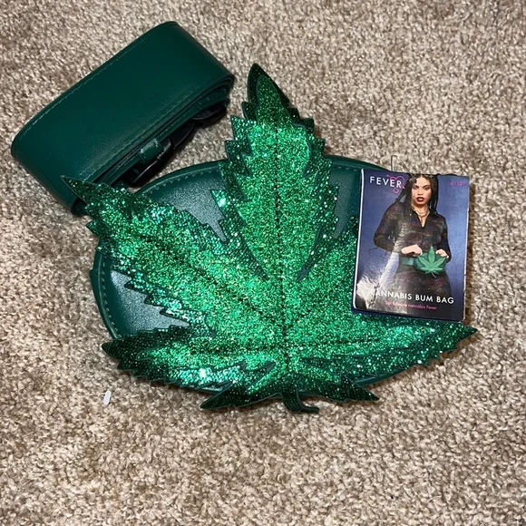 Cannabis bum bag - Picture 1 of 2